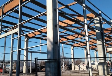 Carpenteria Eurotest - progettiamo e posiamo in opera strutture portanti per la realizzazione di capannoni industriale. Operiamo in tutta la Lombardia: Milano, Bergamo, Brescia, Como, Cremona, Lecco, Lodi, Mantova, Monza e Brianza